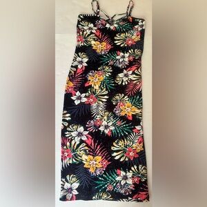LOVE Women’s size Medium floral dress